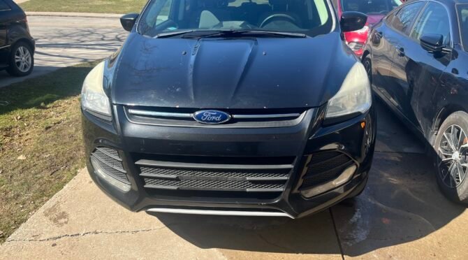 Ford Escape 2014 — available at DPATTOS, Hamilton ON